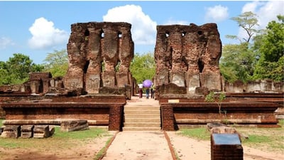 Kiri Vehera Stupa