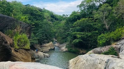 Pareiyan Ella Falls