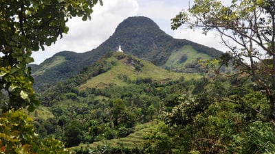 Hunnasgiriya Mountain
