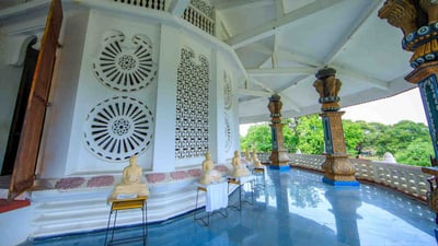Dimbulagala Raja Maha Vihara