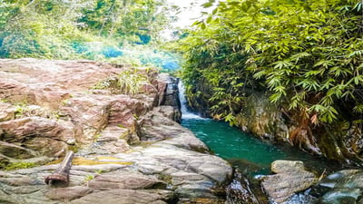 Katugas Ella Falls