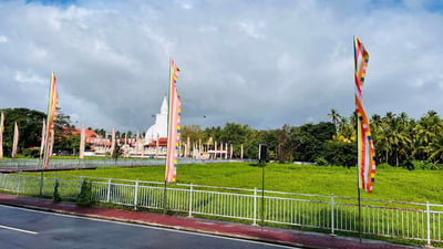 Sri Angulimala Maha Stupa