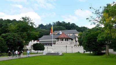 Temple of The Sacred Tooth Relic Entrance Tickets