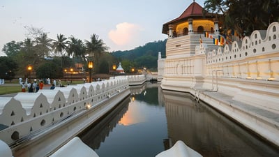 Temple of The Sacred Tooth Relic Entrance Tickets