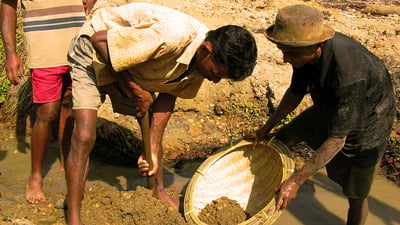 Explore Gem Mines in Rathnapura from Kalutara City