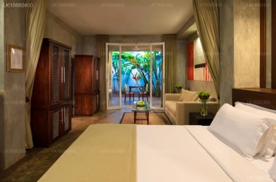 Taru Villas - Lake Lodge