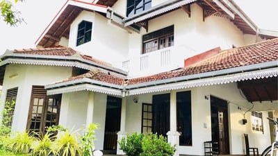 Trip 'N' Chill Hostels Colombo Airport