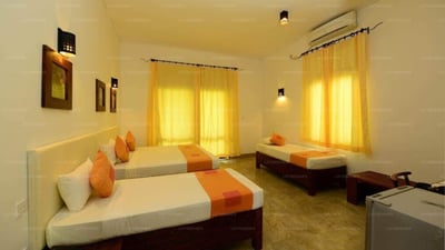 Nil Diya Mankada Safari Lodge