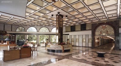 Gateway Airport Garden Hotel