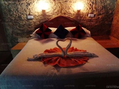 Ilanthiadiya Beach Hotel