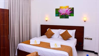 Negombo New Queen's Palace