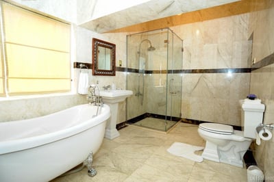 Taprospa Labookellie Villa