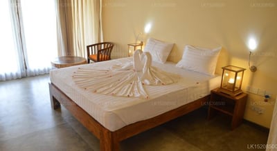 Giman Free Beach Resort