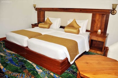 Araliya Green Hills Hotel