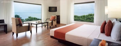 Gateway Airport Garden Hotel