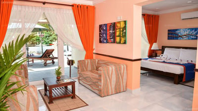Paradise Beach Hotel