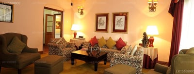 Taprospa Westward-Ho Villa