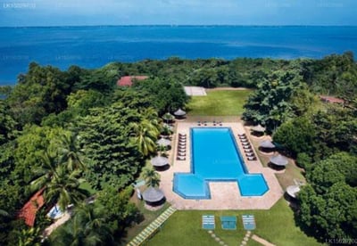 Gateway Airport Garden Hotel