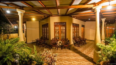 Wildlife Safari House