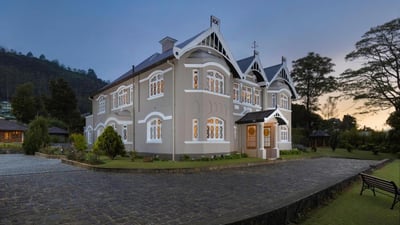The Bellwood Manor.