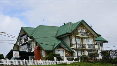 Horton Towers & Cottages