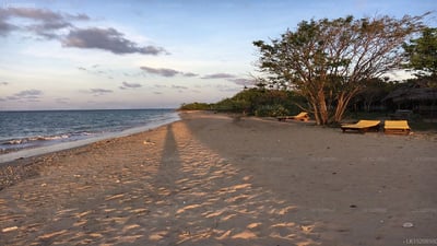 Giman Free Beach Resort