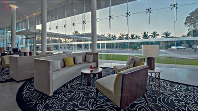 Gateway Airport Garden Hotel