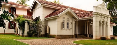 Maniumpathy Hotel