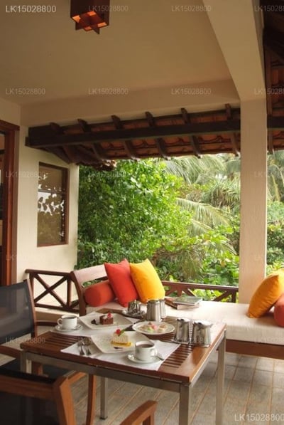Saman Villa