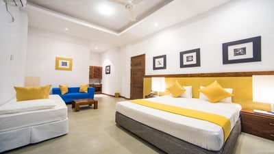 Kevan's Casa City Hotel
