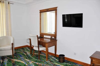 Araliya Green Hills Hotel