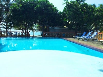 Oasey Beach Hotel