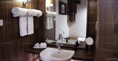 Avasta Resort & Spa