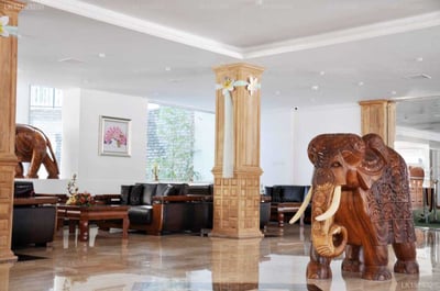 Araliya Green Hills Hotel
