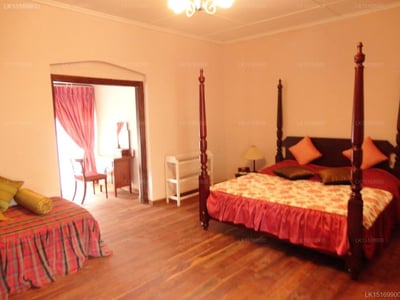 Taprospa Westward-Ho Villa