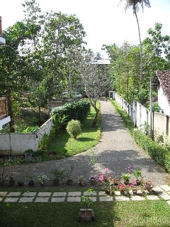 Nor Lanka Hotel