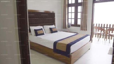 Highland Breeze Hotel