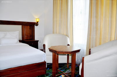 Araliya Green Hills Hotel