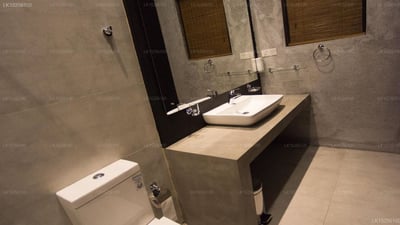 Kevan's Casa City Hotel