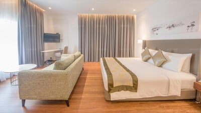 Gateway Airport Garden Hotel