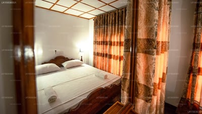 Wildlife Safari House