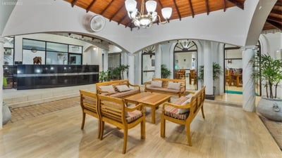 Paradise Holidays, Bambalapitiya