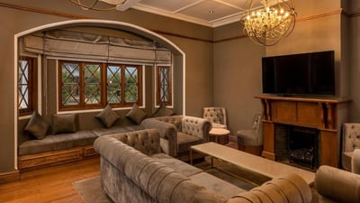The Bellwood Manor.