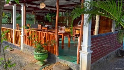 Peaceful Safari Cottage