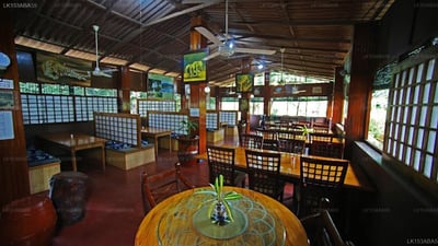 Udawalawe Safari Vallage Hotel