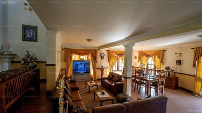 Shanbe Hills Hotel