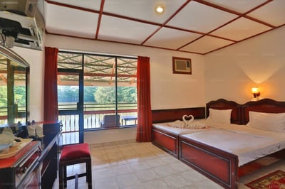 Centauria Lake Resort