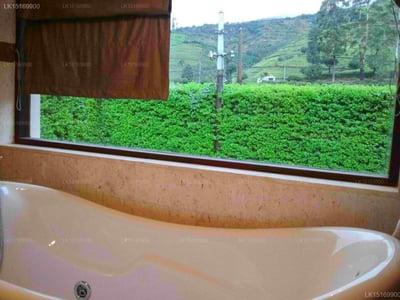 Taprospa Westward-Ho Villa