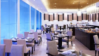 Gateway Airport Garden Hotel