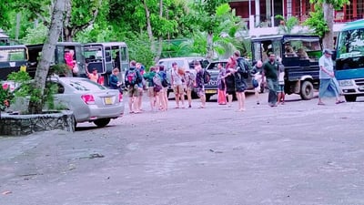 Lake Side Tourist Inn